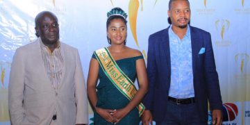 Miss Earth 2021 Crowning: Amb. Walusimbi Drums up for Mitigation of Climate Change Effects