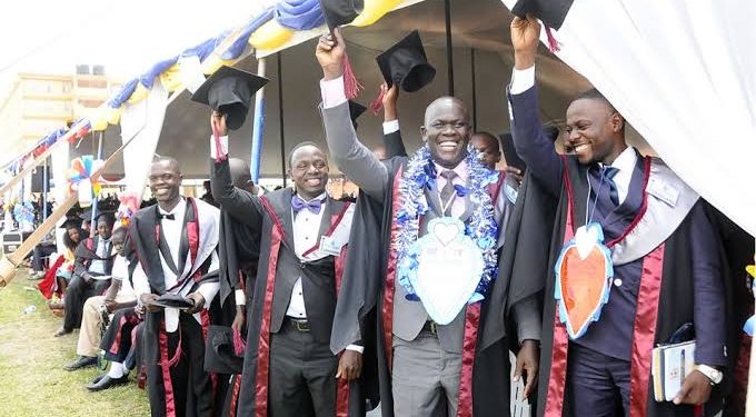 Museveni Calls on Graduands to Shun getting Rich Quickly through Corruption