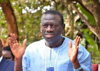 Besigye Calls for End to Dusk-to-Dawn Curfew