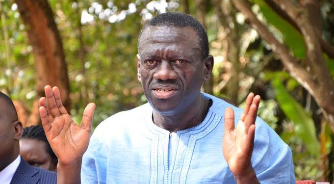 Besigye Calls for End to Dusk-to-Dawn Curfew
