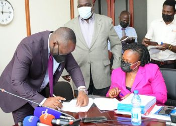 Opposition Fail to Collect Enough Signatures, Withdraw Censure Motion against Minister Muhwezi