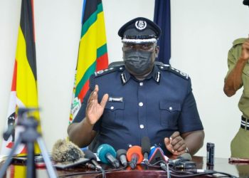 Police Bans Sale of Weapons on Streets