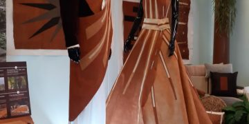 Uganda Showcases Barkcloth , Ankole Cattle Horns at USA Museum