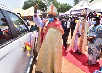 Museveni Tells Prisons Boss to Build Schools, Medical Facilities