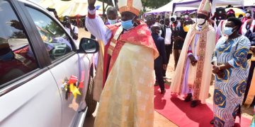 Museveni Tells Prisons Boss to Build Schools, Medical Facilities