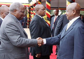 Museveni Eulogizes Kibaki as ‘Great Son of Africa’
