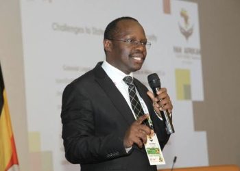 Experts Call for Re-greening of Economy to Solve Climate Change