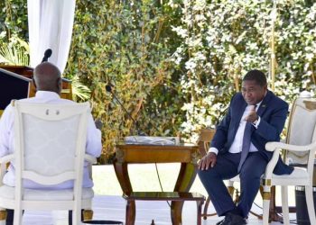 Museveni Shows Nyusi Beautiful Lake Victoria as he bids him Farewell
