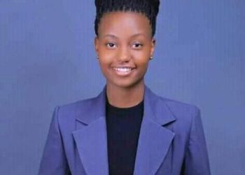 72nd Makerere Graduation: Muhumuza Julia Emerges Best MUBS Student