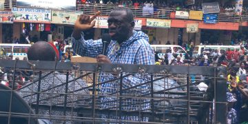 Pictorial: Besigye Detained at Naggalama Police Station