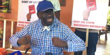 Besigye Taken Back Home, Placed Under Police Guard