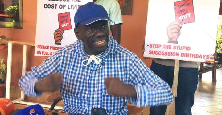 Besigye Taken Back Home, Placed Under Police Guard