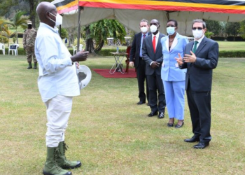 Museveni Meets Cuban Delegation, Calls for Investment in Science, Manufacturing