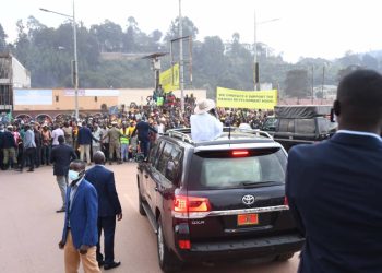 Museveni Returns to Heroic Welcome at Katuna Border Town