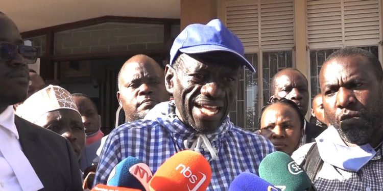 If You Walk to Cause Trouble, We’ll Deal With You- Museveni tells Besigye