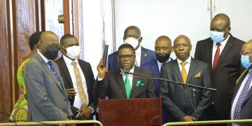 Mao, Ariko Take Oath as Members of Parliament