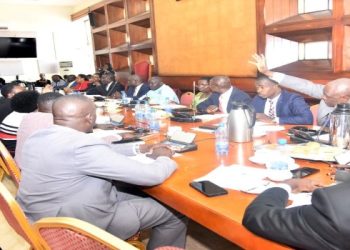 Cabinet Approves Pay Raise for Civil Servants