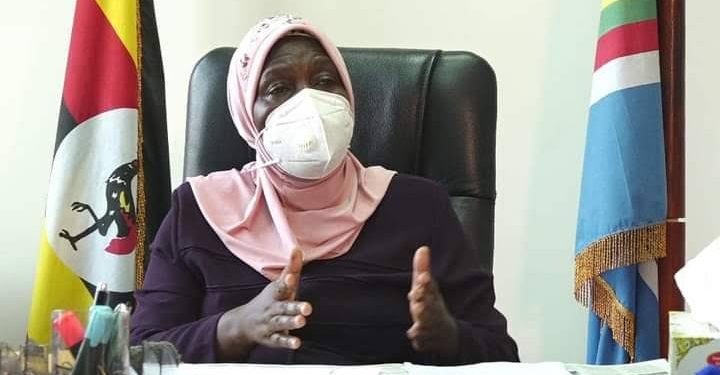 Minister Kabanda Orders Entebbe Bound Taxis Back to Usafi Park