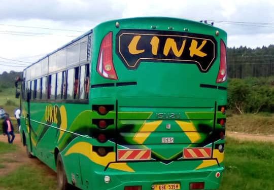 Link Bus Impounded, 3 Arrested for Violating Ebola SOPs