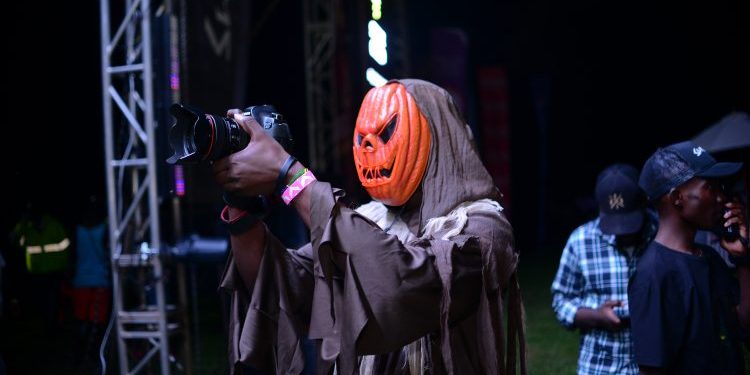 Pictorial: Swangz Avenue Delivers Exceptional ‘Roast & Rhyme Afro-Halloween’ Experience