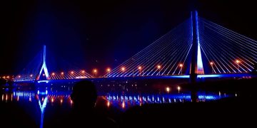 Source of the Nile Bridge Lit to Mark World Pneumonia Day