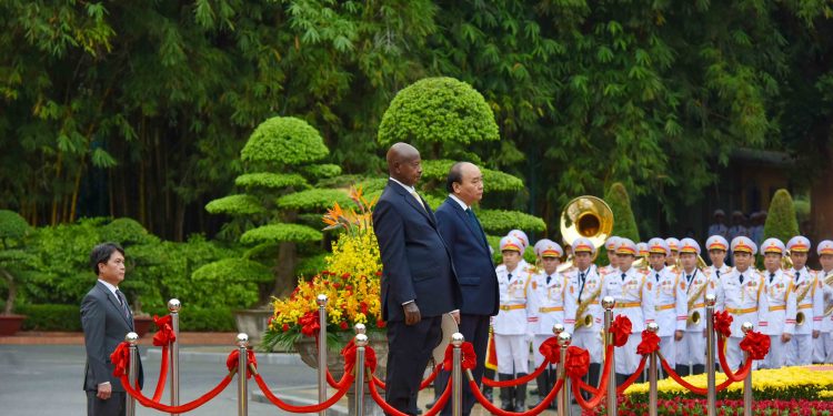 Pictorial: Museveni, Xuân Phúc Hold Talks as Uganda, Vietnam Sign Bilateral Deals