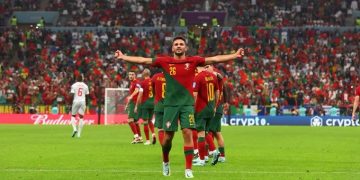 Portugal Power into Last Eight with 6-1 Demolition of Switzerland