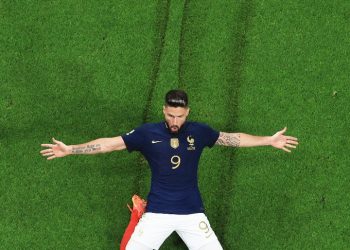 Deschamps Inspires France to Brink of Another World Cup Final