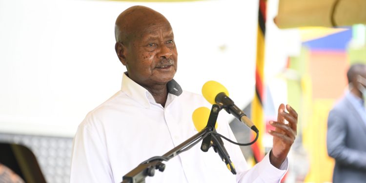 Museveni Rallies Farmers to Embrace Mechanized Agriculture