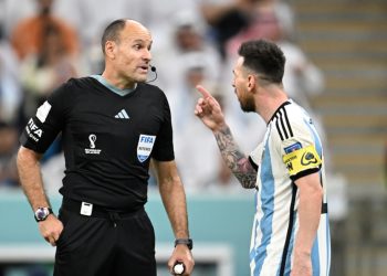 Messi Slams Referee after Argentina Win on Penalties