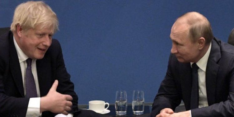 Boris Johnson: Putin threatened to lob missile at me