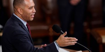 Republican Leader Kevin McCarthy Wins US House Speakership