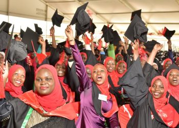 Pictorial: Ladies Outshine Gents as 1,989 Students Graduate from IUIU