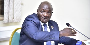 MPs Irked by Vandalism, Poor Lighting on Kampala-Entebbe Expressway