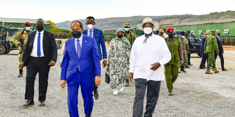 Sheikh Mohamud Lauds Museveni for Supporting Somalia