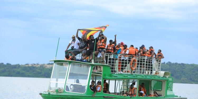 Pictorial: Ugandans Marvel at the Beauty of Western Uganda