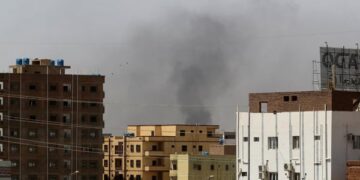 Explosions in Khartoum as Sudan Army Battles Paramilitaries