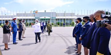 Museveni in Burundi for Summit on DR Congo Peace and Security