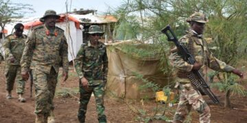 Gen Muhanga, Somalia’s Gen Odowaa Agree on Curfew Along Supply Route