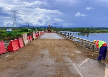 UNRA Opens Katonga Bridge to Light Vehicles
