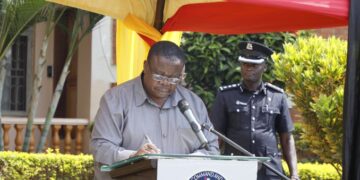 Otafiire Roots for Medical Cannabis, says Uganda Losing Out on Lucrative Khat Trade