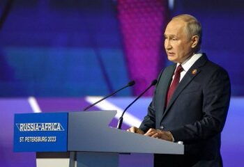 Putin Offers Free Grain and Commits to Establish Logistics Centre in Africa  
