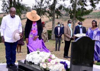 Museveni, First Lady Lay Wreath On Grave Of The Late Constance Kabonero