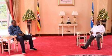 Museveni Meets Kenya’s 4th President Uhuru Kenyatta