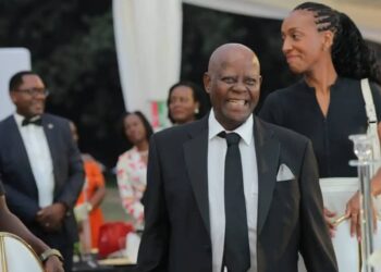 UAP Old Mutual Throws Lavish Dinner for Retiring EX-Board Chair Sir Gordon Wavamunno