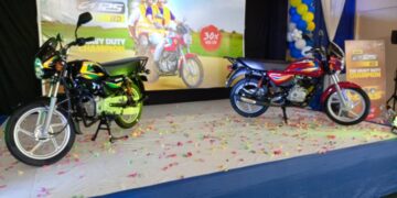 Bajaj Auto Unveils New CT 125 Heavy-Duty Motorcycle