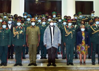 Museveni Advances Knowledge Economy, Integration of Markets in Lecture to Botswana Military Students