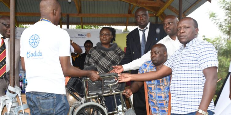 Rotary Club Kampala North, UBL handover Medical Equipment to Bududa Community