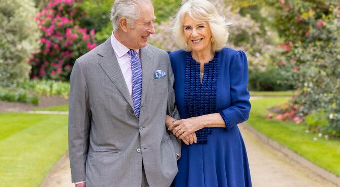 Use Your Packages Well, Museveni Tells Retiring UPDF Generals