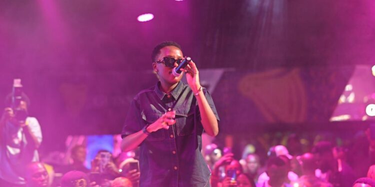 Azawi, Kohen Jayce Shine Bright at Guinness Bright House